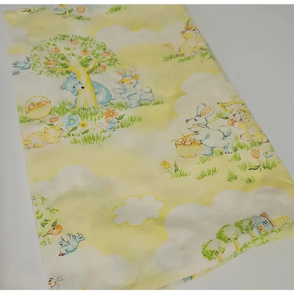 1978 Dundee Mills Vintage Baby Toddler Pillowcase Yellow Bear Duck Bunny